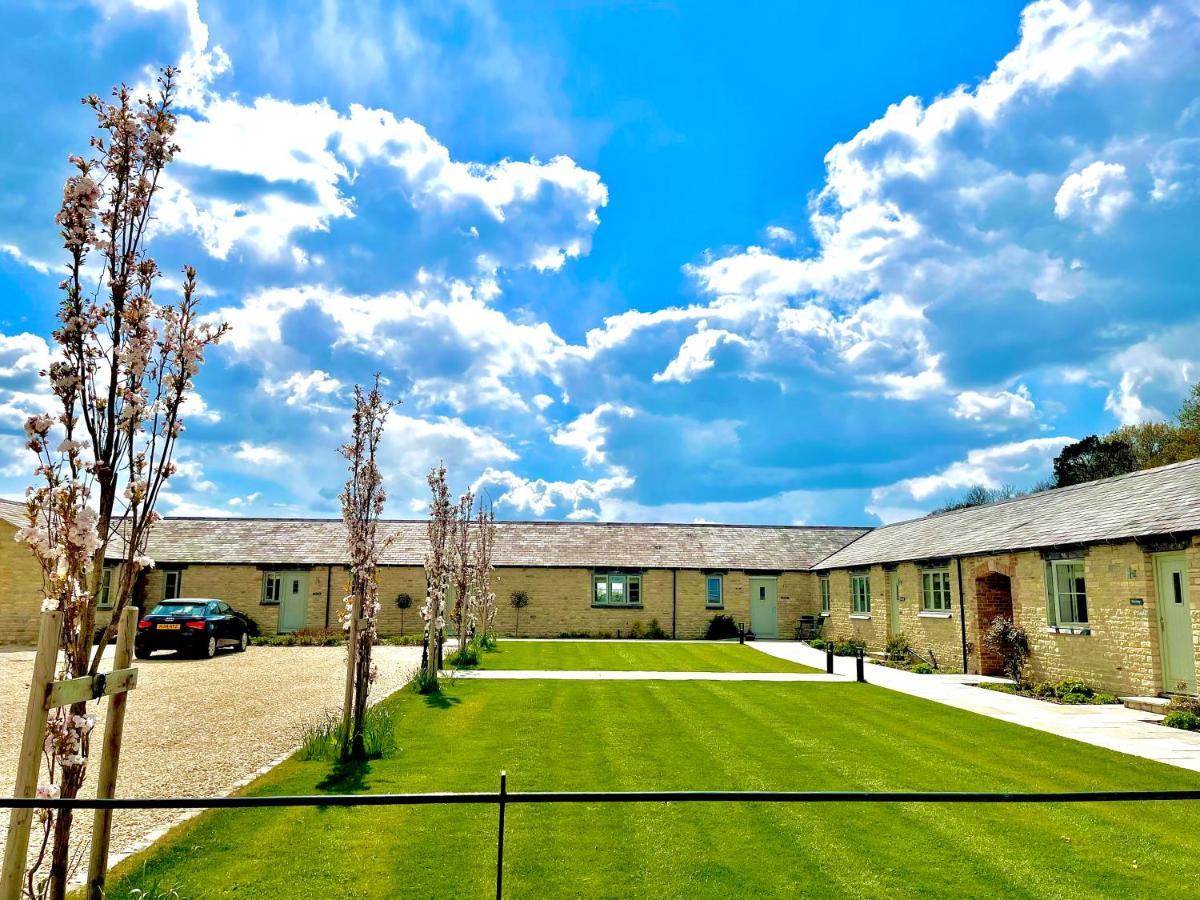 Briary Cottages At Iletts Farm Brackley  Extérieur photo